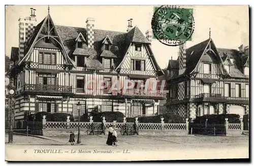 Cartes postales Trouville La maison normande