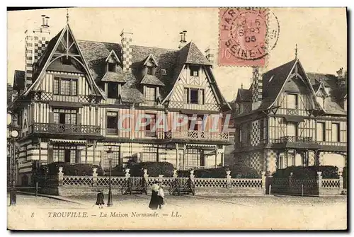 Cartes postales Trouville La maison normande