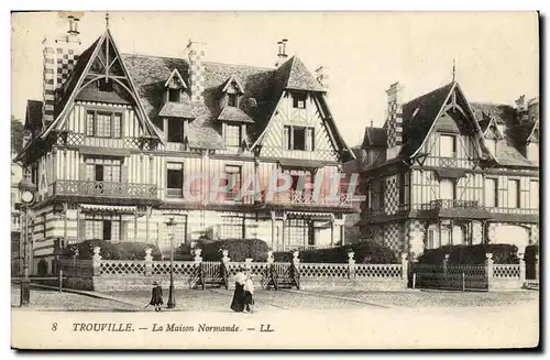 Cartes postales Trouville La maison normande