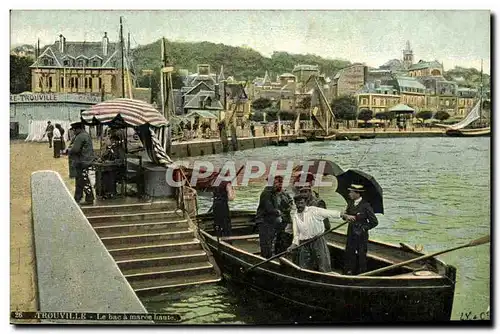 Cartes postales Trouville Le bac a maree haute