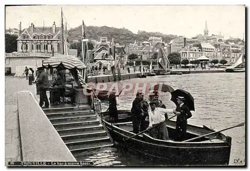 Cartes postales Trouville Le bac a maree haute