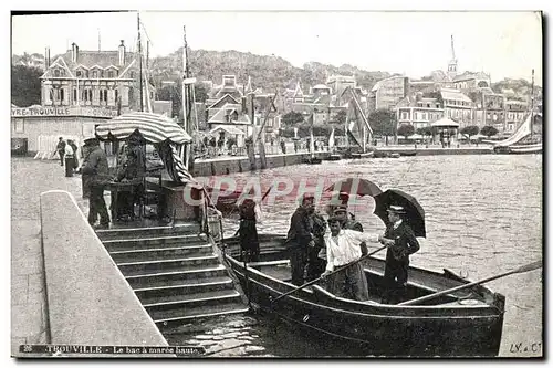 Cartes postales Trouville Le bac a maree haute