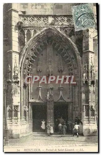 Cartes postales Honfleur Portail de Saint Leonard Enfants