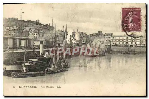 Ansichtskarte AK Honfleur Les Quais Bateaux