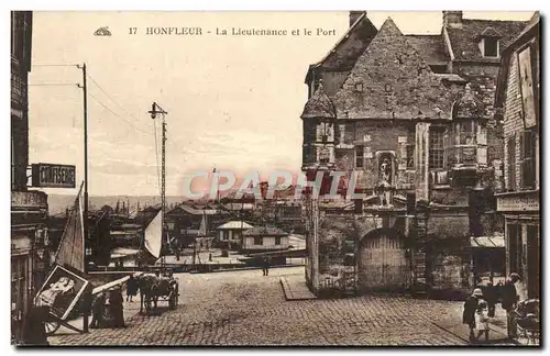 Ansichtskarte AK Honfleur La Lieutenance et le Port Confiserie