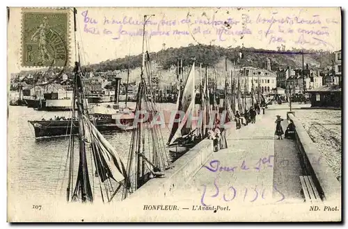 Cartes postales Honfleur L&#39Avant Port Bateaux