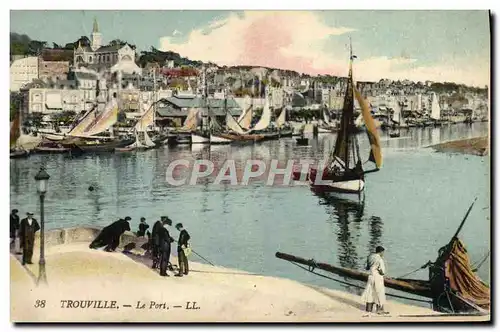 Ansichtskarte AK Trouville Le Port Bateaux Peche Pecheur