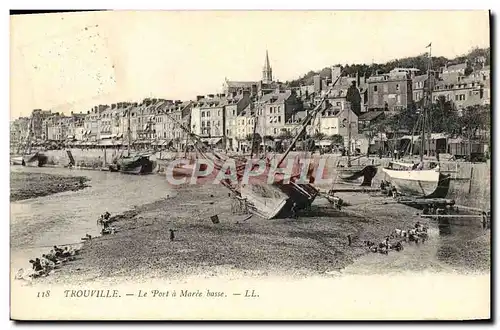 Ansichtskarte AK Trouville Le Port a Maree Basse Bateaux