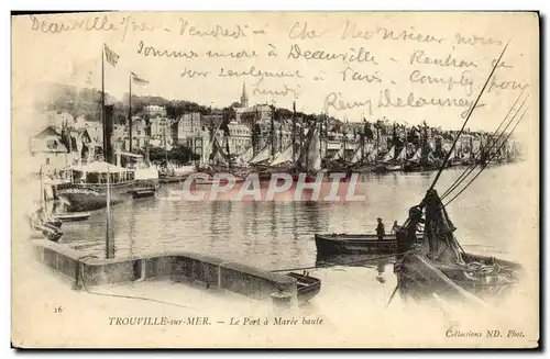 Ansichtskarte AK Trouville Sur Mer Le port a maree haute Bateaux