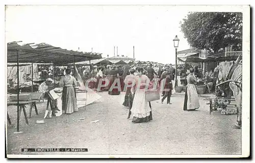 Cartes postales Trouville Le marche