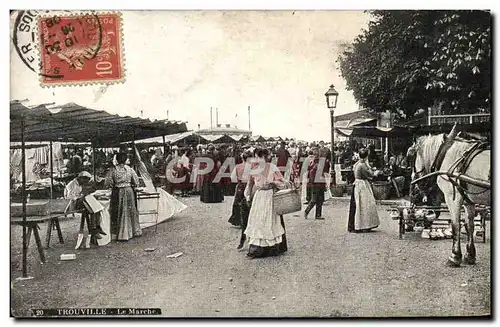 Cartes postales Trouville Le marche Cheval