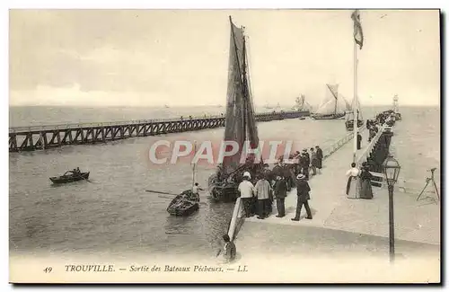 Cartes postales Trouville Sortie des bateaux pecheurs