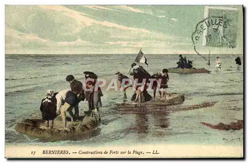 Cartes postales Bernieres Constructions de Forts Sur la Plage Enfants