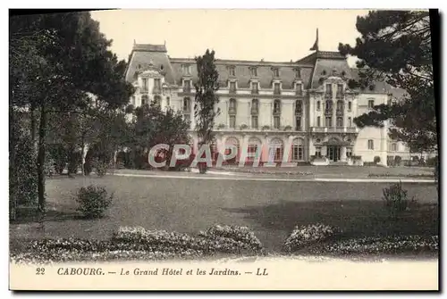 Cartes postales Cabourg Le Grand hotel et les Jardins