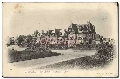 Cartes postales Cabourg Les Chalets et la Rue de la Mer