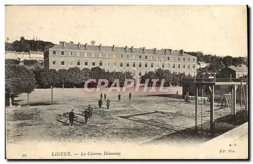 Cartes postales Lisieux La caserne Delaunay Militaria