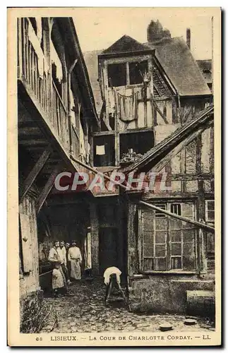 Cartes postales Lisieux la cour de charlotte corday