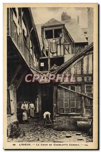 Cartes postales Lisieux la cour de charlotte corday