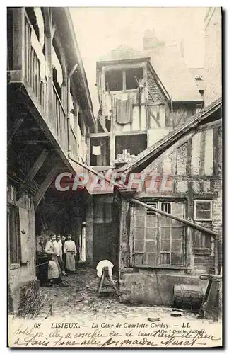 Cartes postales Lisieux la cour de charlotte corday