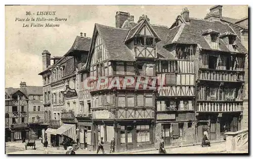 Cartes postales Lisieux Place de la halle au beurre les vieilles maisons