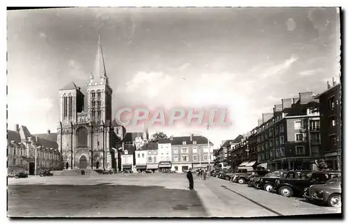 Cartes postales Lisieux cathedrale et rue henry cheron