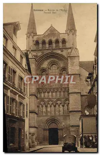 Cartes postales Lisieux entree de l&#39eglise portail