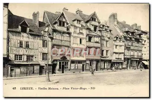 Cartes postales Lisieux Vieilles maisons place victor hugo