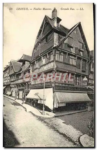 Cartes postales Lisieux vieilles Maisons grande rue