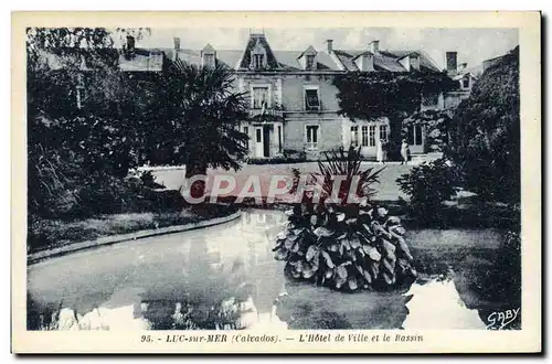 Cartes postales Luc sur mer l&#39hotel de ville et le Bassin