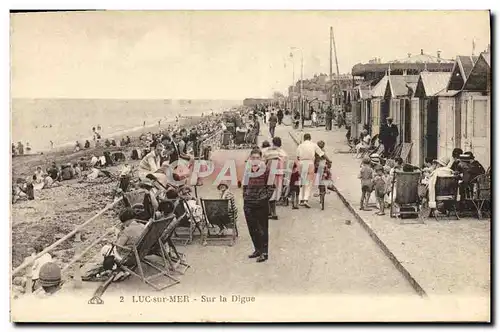 Cartes postales Luc sur mer sur la digue