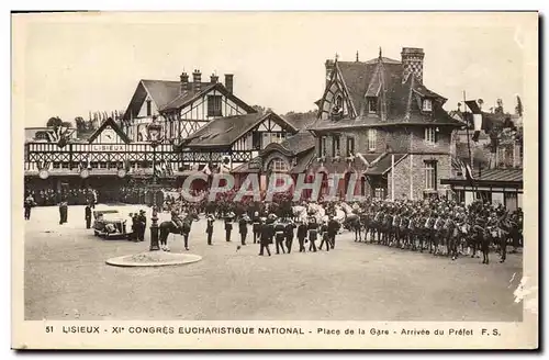 Ansichtskarte AK Lisieux Xl Congres Eucharistigue National Place de la Gare Arrivee du Prefet