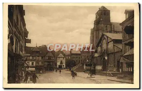 Cartes postales Lisieux Place du Marche au Beurre