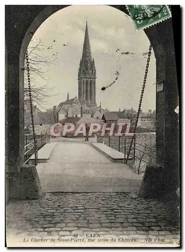 Ansichtskarte AK Caen Le Clocher de Saint Pierre vue prise du Chateau