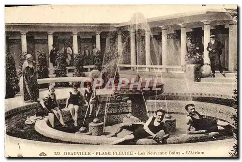 Cartes postales Deauville Plage fleurie les nouveaux bains l&#39atrium