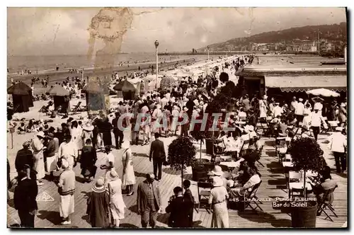 Cartes postales Deauville Plage fleurie bar du soleil