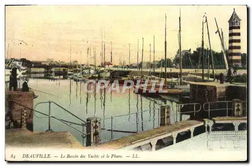 Cartes postales Deauville Le bassin des yachts et le phare