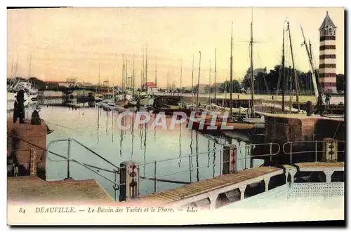 Cartes postales Deauville Le bassin des yachts et le phare