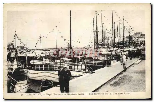 Cartes postales Deauville la plage fleurie le nouveau bassin Bateaux