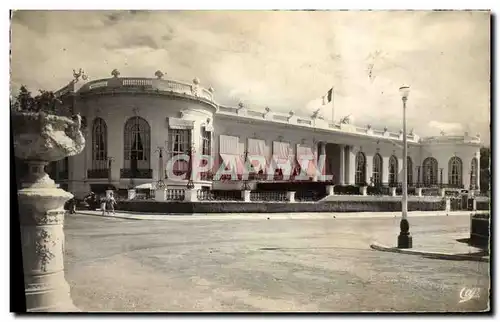 Cartes postales Deauville Plage fleurie le casino