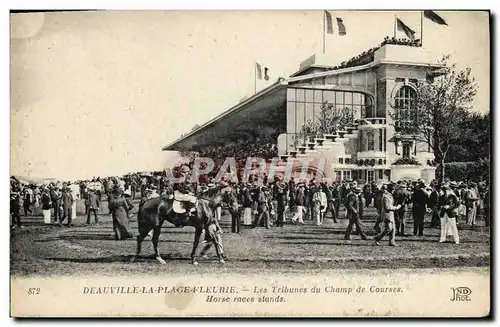 Ansichtskarte AK Deauville La plage fleurie Les tribunes du champ de courses Chevaux Hippisme