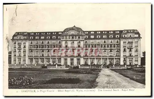 Cartes postales Deauville La plage fieurie le royal hotel