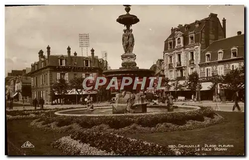 Cartes postales Deauville plage fleurie la place morny