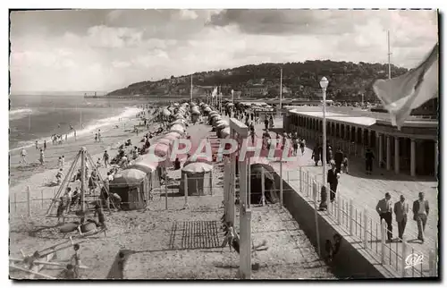 Cartes postales moderne Deauville La plage fleurie la plage a maree haute