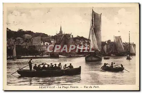 Cartes postales Deauville La plage fleurie vue du port Bateaux