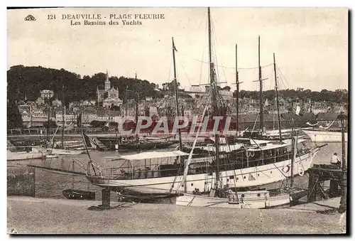 Ansichtskarte AK Deauville Plage fleurie les bassins des yachts Bateaux