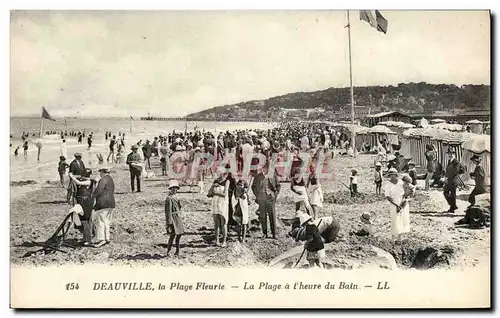 Cartes postales Deauville La plage fleurie la plage a l'heure du bain