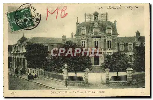 Cartes postales Deauville La mairie et la poste