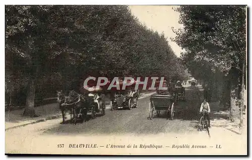 Cartes postales Deauville L&#39Avenue de la republique