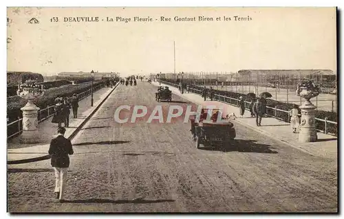 Ansichtskarte AK Deauville la plage fleurie rue gontaut biron et les tennis