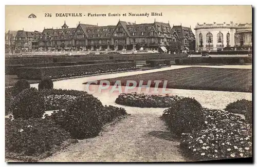 Ansichtskarte AK Deauville Parterres fleurie et normandy hotel